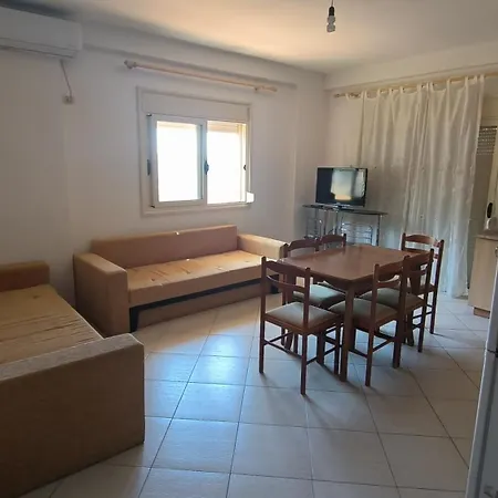 Lungomare Valona Apartment *
